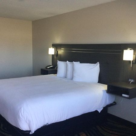 Americas Best Value Inn Muskogee Exterior photo